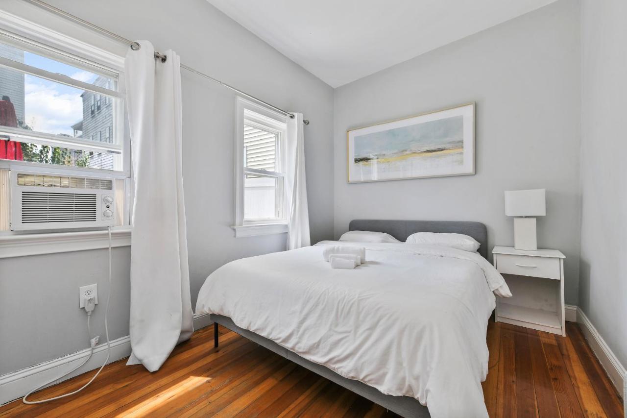 The Maverick - Luxurious Apartment - Free Parking - 2 Miles From Boston Logan Airport Chelsea Luaran gambar